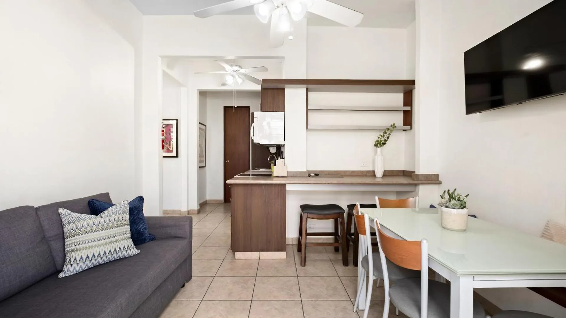Apartment Condado Beach & Rooftop Garden For Large Groups - Apt 2 San Juan