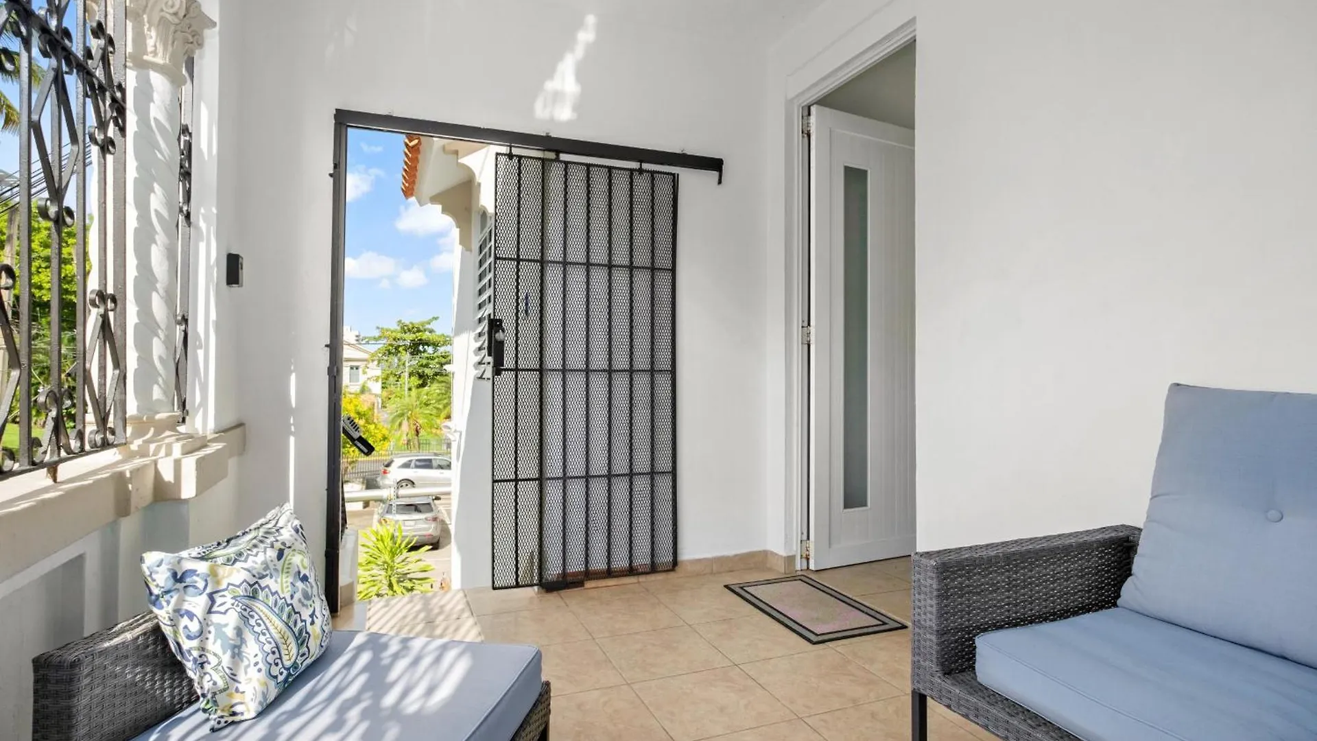 Condado Beach & Rooftop Garden For Large Groups - Apt 2 San Juan